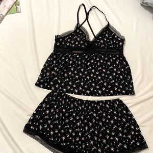 Victorias secret lingerie set, large, NWT